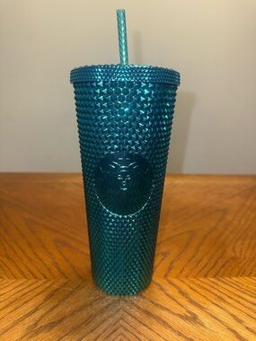 Starbucks 24 oz. Studded NWT cup